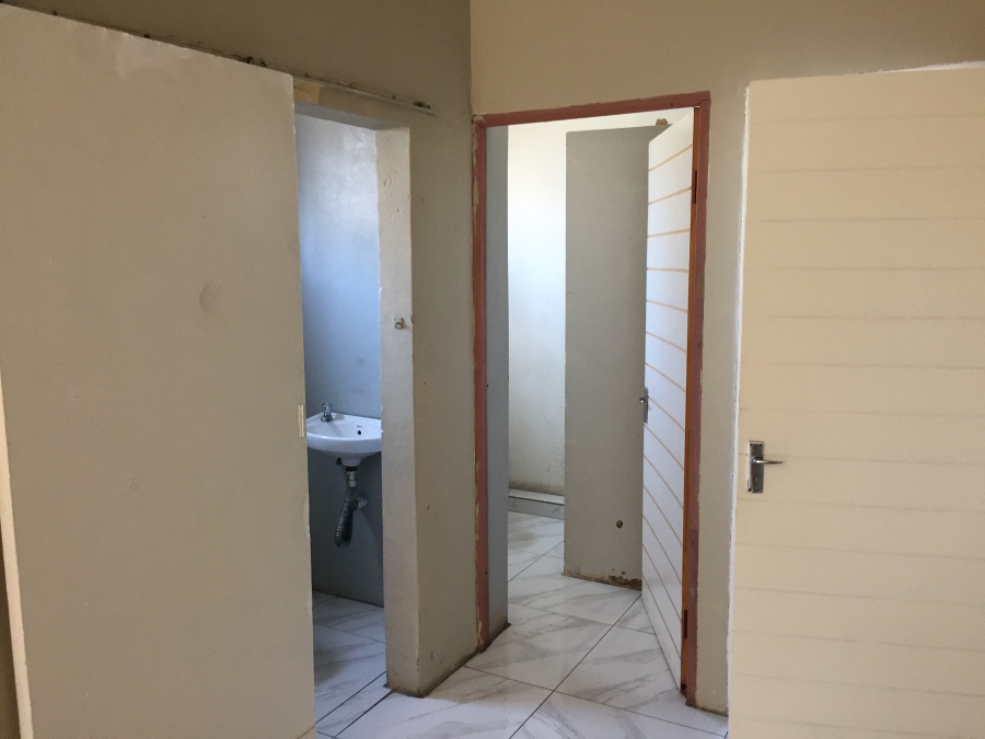6 Bedroom Property for Sale in Quigney Eastern Cape